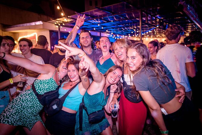 tamarindo-bar-crawl-experience