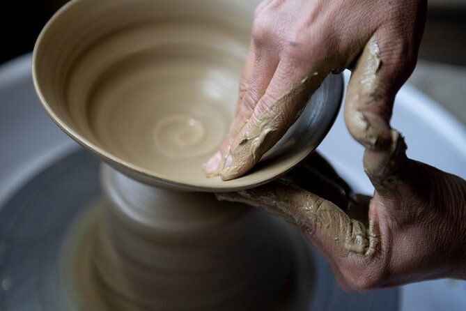 tamba-yaki-ancient-kilns-guided-tour-by-local-pottery-artist
