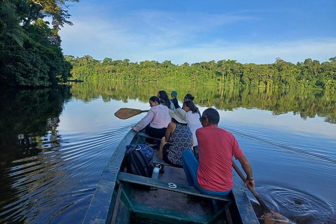 tambopata-sandoval-lake-and-parrot-clay-lick-3-days-2-nights