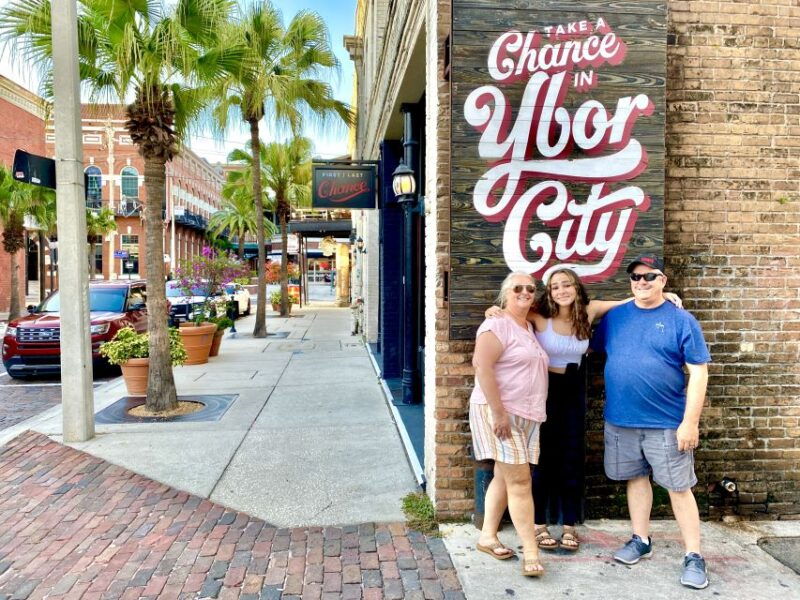 tampa-guided-city-tour-in-deluxe-street-golf-cart