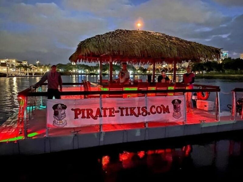 tampa-hillsborough-river-evening-boat-tour-up-to-13-people