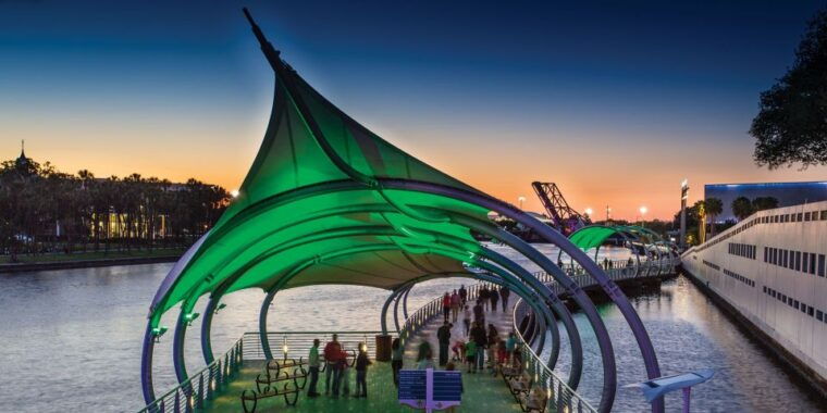 tampa-riverwalk-a-smartphone-audio-walking-tour