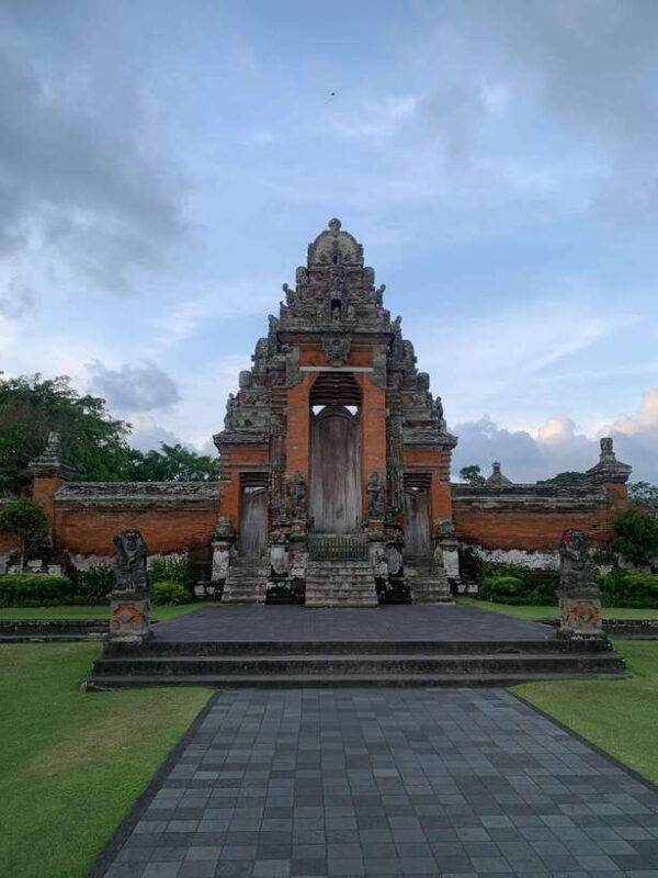 tanah-lot-and-north-bali-private-full-half-day-tour