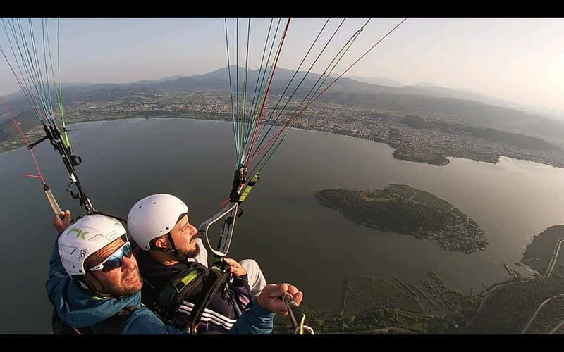 Tandem flight with paramotor from above ioannina zagori - The Experience: What You Can Expect