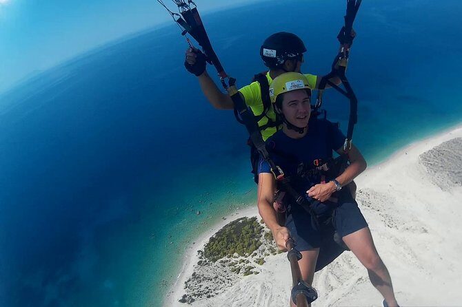 Tandem paragliding Albania (Llogara) - The Takeoff and Landing