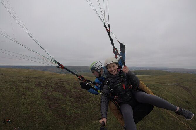 Tandem Paragliding Experience in the Brecon Beacons - The Sum Up