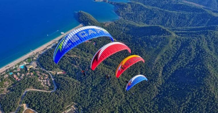 tandem-paragliding-flight-cable-car-transfer-to-kemer-region
