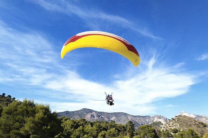 tandem-paragliding-flight-in-alicante-and-santa-pola