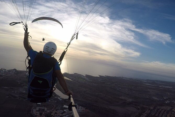 tandem-paragliding-flight-in-costa-adeje-from-1100m-2