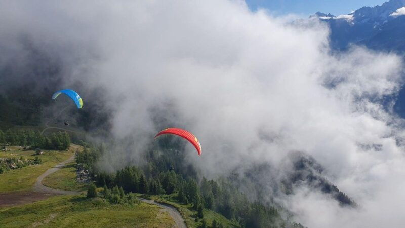 tandem-paragliding-flight-one-video-option-for-free