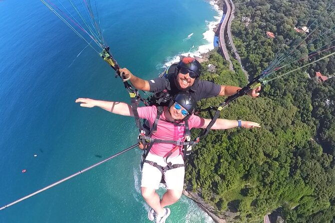 tandem-paragliding-flights-in-rio-de-janeiro
