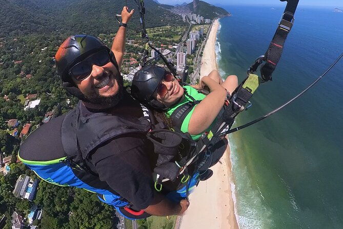 tandem-paragliding-flights-in-rio-de-janeiro