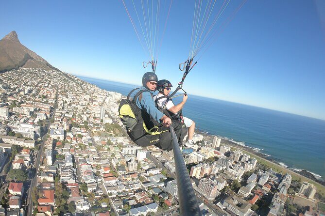 Tandem Paragliding in Cape Town with views of Table Mountain - An Overview of the Paragliding Experience in Cape Town  