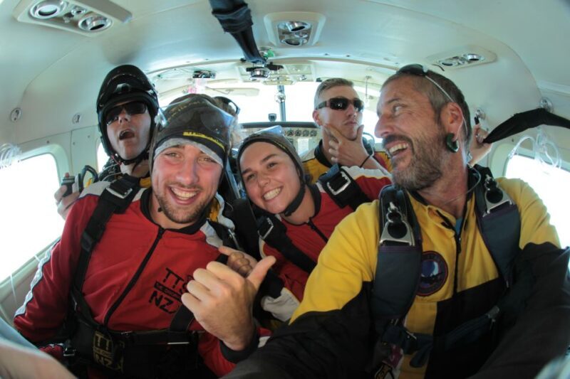 Tandem Skydive Experience in Taupo - Who Would Love This Experience?