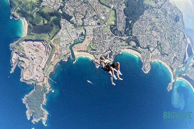 Tandem Skydive Shellharbour Beach 15,000ft - The Location: Shellharbour’s Coastal Charm