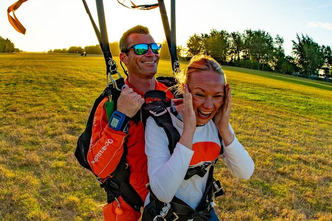tandem-skydiving-with-gojump-in-hawaii