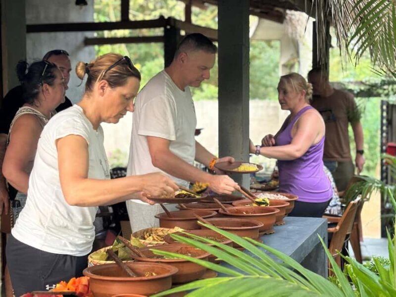 Tangalle: Sri Lankan Buffet with Unlimited Rice and Curries - Why You Should Try This Experience