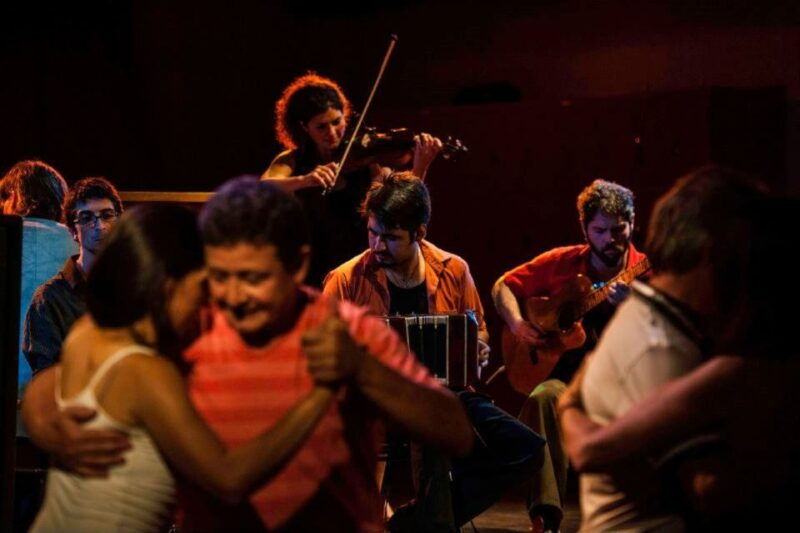 tango-night-with-the-locals
