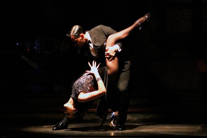 tango-show-and-dinner-at-aljibe-tango