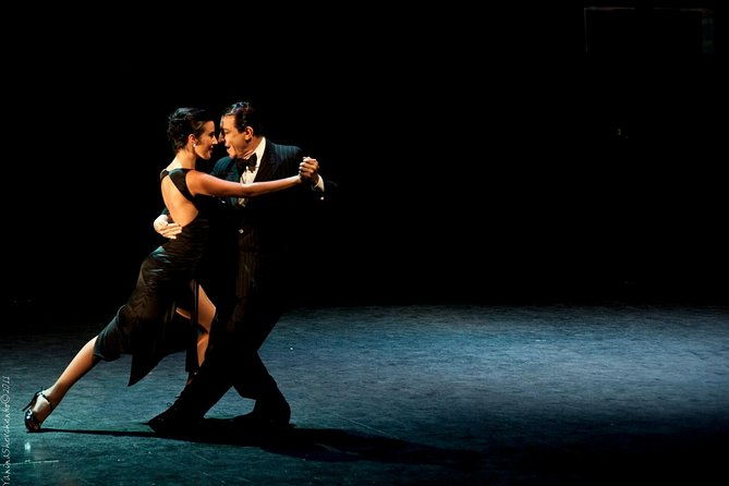 tango-show-at-cafe-los-angelitos-tango-with-optional-dinner