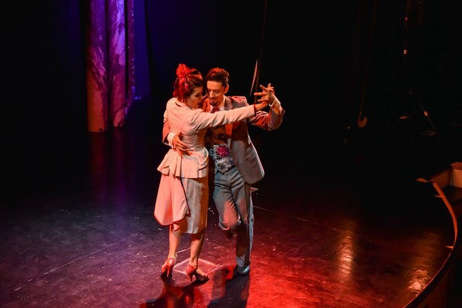 tango-show-with-carlos-gardel-dinner-in-buenos-aires