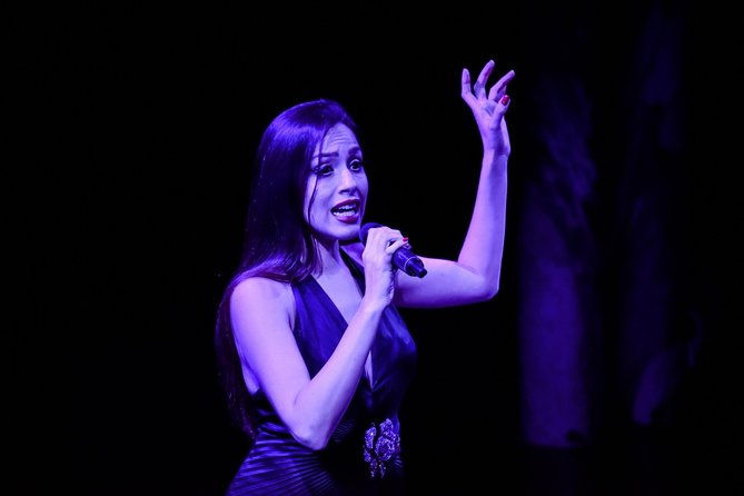 tango-show-with-carlos-gardel-dinner-in-buenos-aires