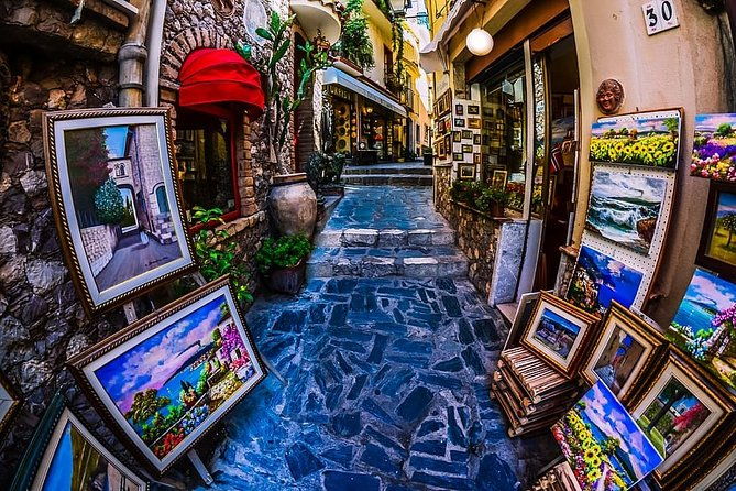 taormina-and-castelmola-private-and-guided-tour-with-arancino-2