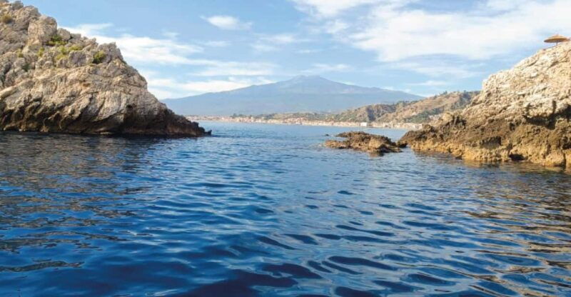 taormina-and-giardini-naxos-2-hour-dolphin-tour-grotto