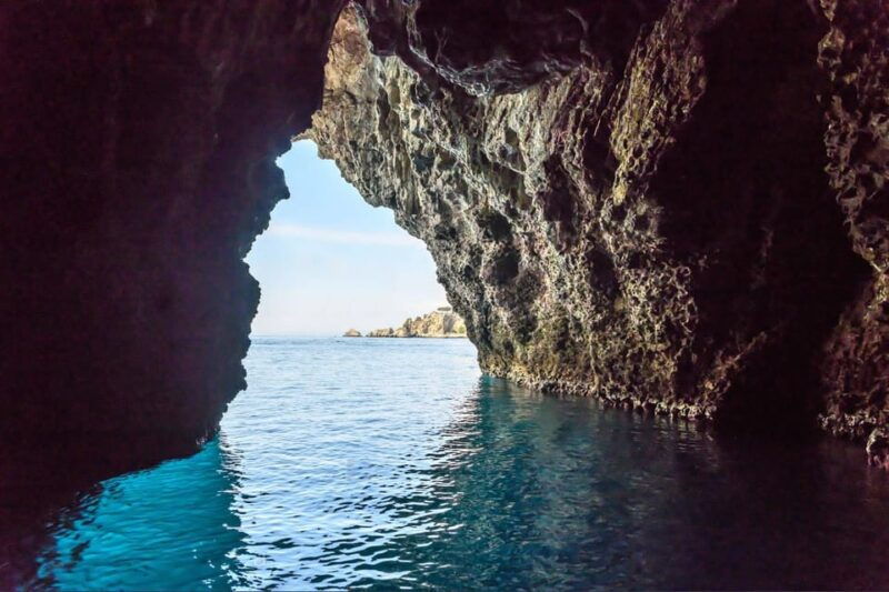taormina-catamaran-tour-to-isolabella-with-aperitif