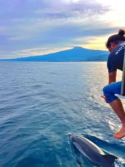 Taormina: Dolphin Tour and Sunset Aperitif Boat Tour - Key Points