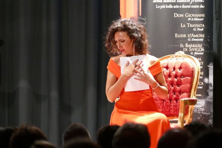 taormina-opera-performance-in-the-nazarena-theater