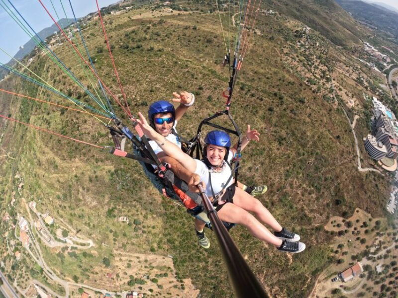 taormina-paragliding-tour-with-instructor-and-gopro-video