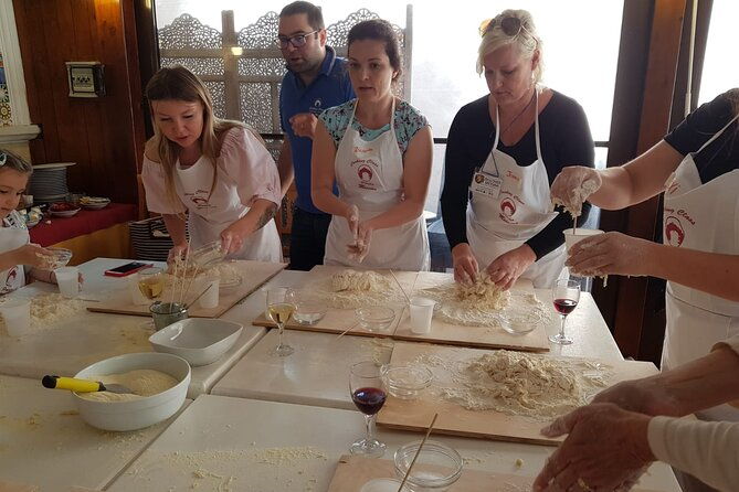 taormina-pizza-making-class-from-messina