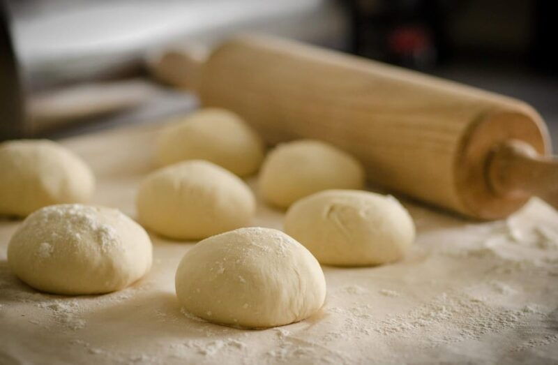 taormina-pizza-making-class-with-lunch-and-wine-tasting