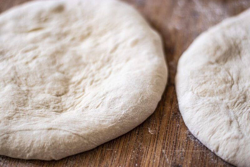 taormina-pizza-making-class-with-lunch-and-wine-tasting