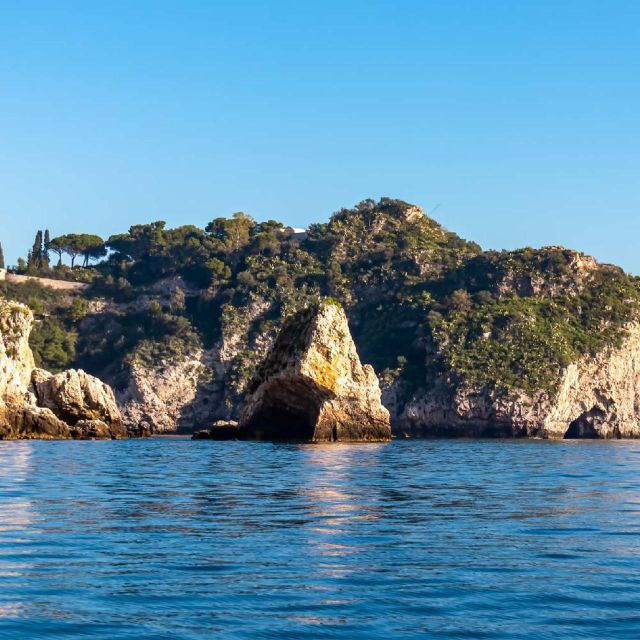 taormina-private-boat-tour-with-lunch-on-board