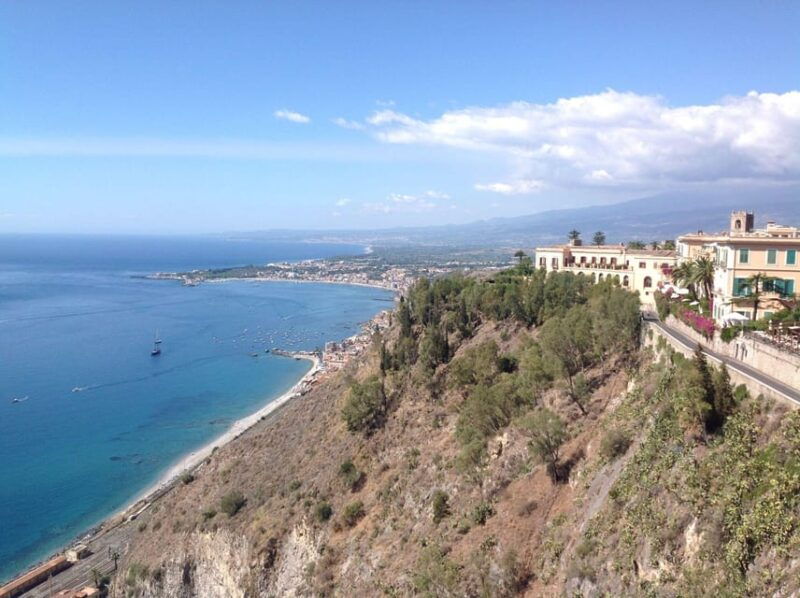 taormina-private-tour-with-english-romanian-spanish-french-italian-guide