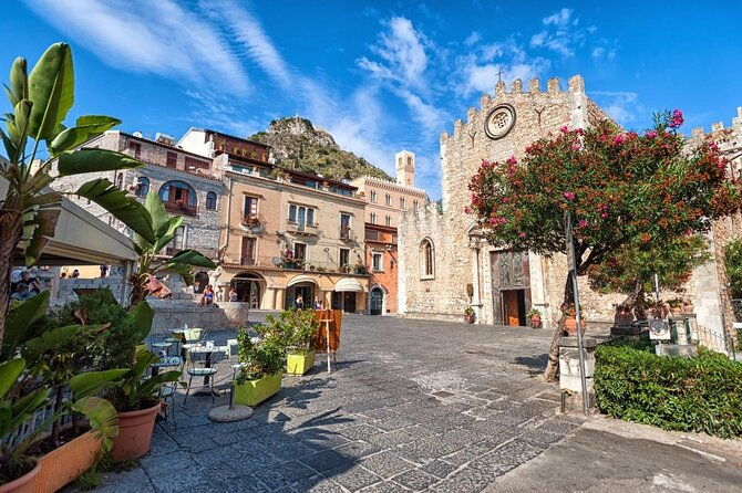 taormina-rooftop-high-end-cocktail-bar-walking-tour