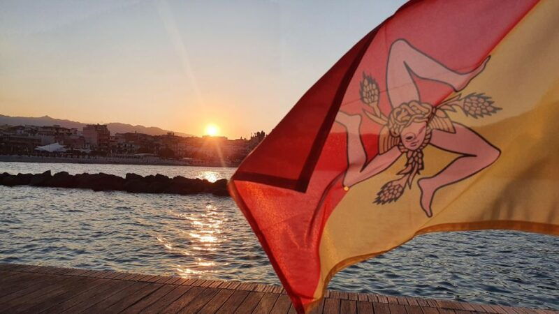 taormina-sunset-boat-tour-with-aperitif