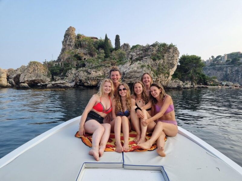 taormina-sunset-boat-tour-with-aperitif