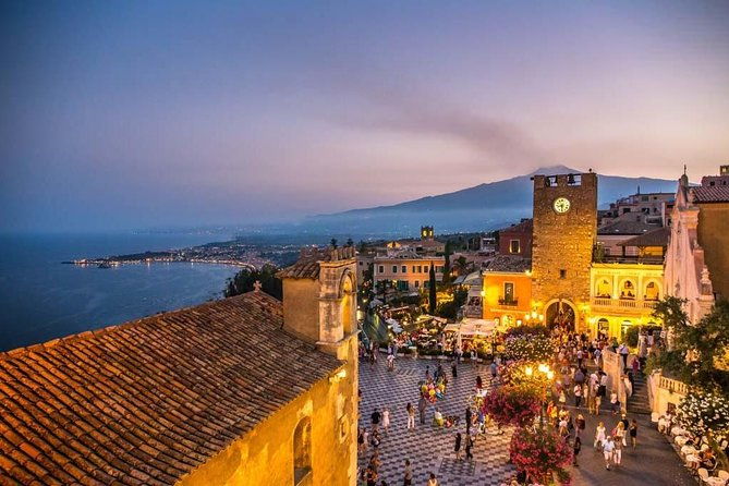 taormina-sunset-walking-tour-with-aperitif-on-roof-top-terrace
