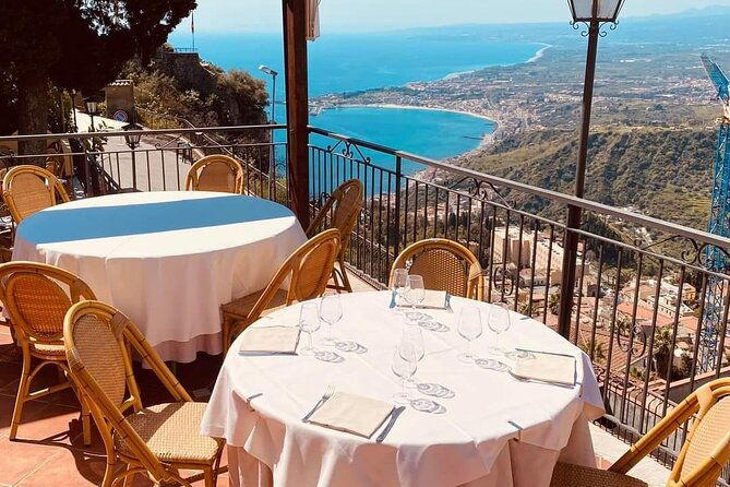 taormina-the-sicilian-colors-and-flavors-of-the-white-lotus