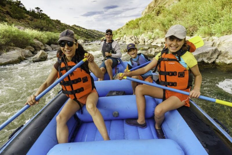 taos-rio-grande-racecourse-whitewater-adventure