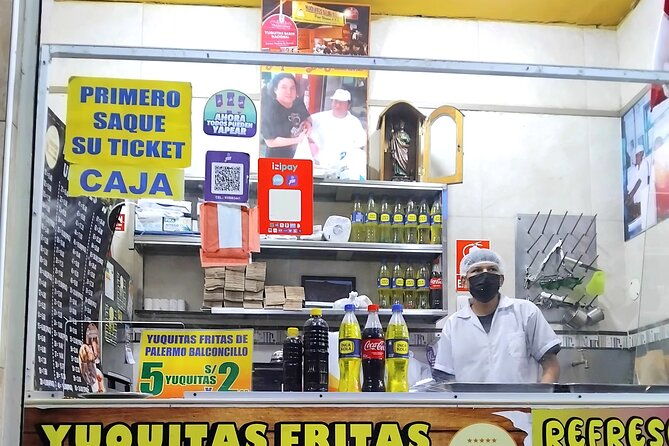 tapas-drinks-tuktuks-in-the-lima-largest-non-turisty-market