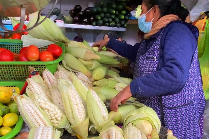 tapas-drinks-tuktuks-in-the-lima-largest-non-turisty-market