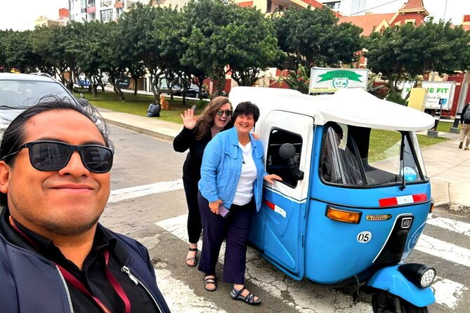 tapas-drinks-tuktuks-in-the-lima-largest-non-turisty-market