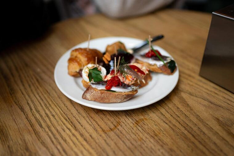 tapas-food-tour-with-dinner-in-barcelona