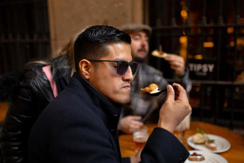 Tapas Food Tour with Lunch or Dinner in Barcelona - Key Points