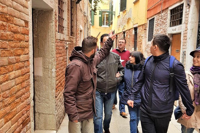 tapas-wines-through-secret-venice