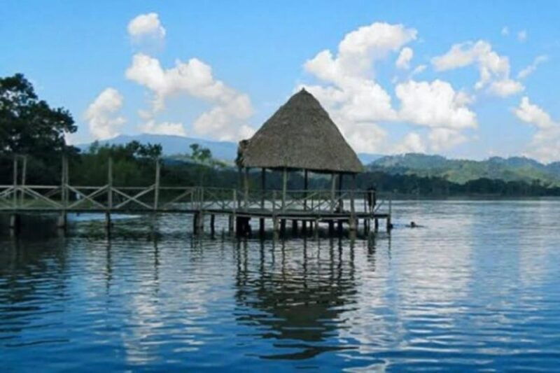 tarapoto-full-day-to-blue-lake-laguna-azul-el-sauce